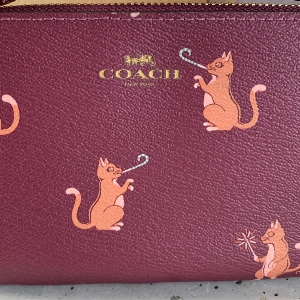 Coach Maroon Playful Kitty Wristlet NWT - Picture 2 of 3